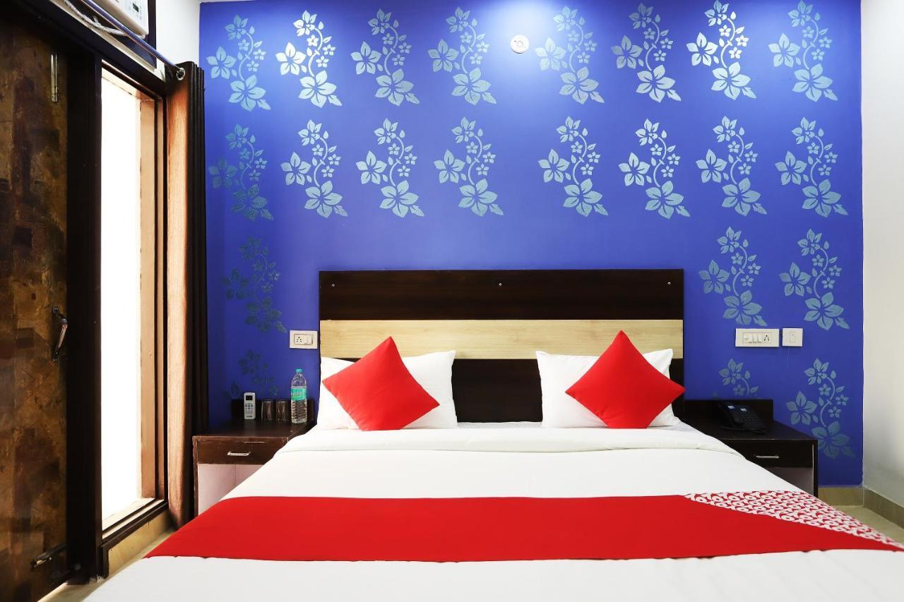 Oyo Flagship 42619 Diamond Key Hotel Delhi  Buitenkant foto